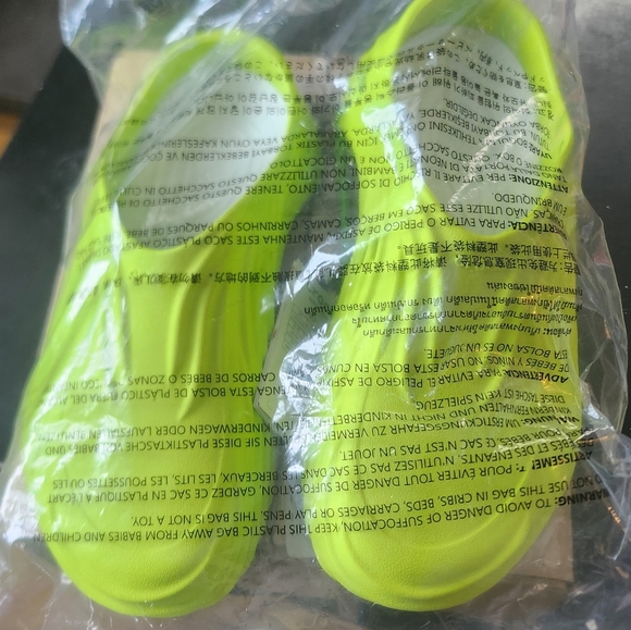 CROCS ECHO WAVE  Limited Edition Colour Mens 10 - Picture 4 of 5